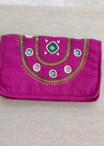 Beautiful Handmade Embroidery Ladies Wallet 👛🤍