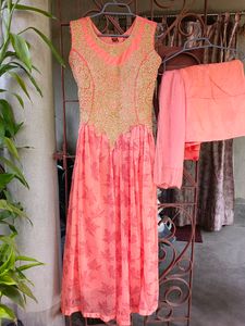 Beautiful Occassional Gown With Pant And Dupatta🌸