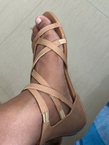 Dressberry Sandals