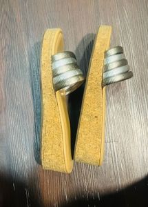 flip flop footwear