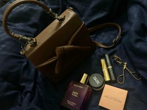 Brown Handbag 🚫 Only Not The Make-up Products