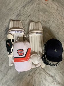 Cricket Kit For U-14 Players .. Bat Excluded