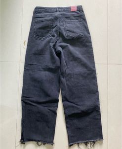 Straight cut patchwork jeans