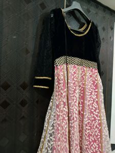 Velvet &amp; Net Pyari Si Gown🤍