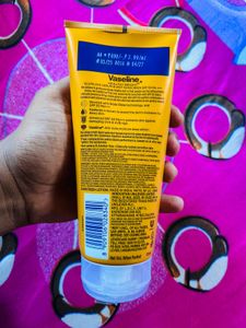Vaseline SPF 50 Sunscreen 175ml GlutaHya Seal Pack
