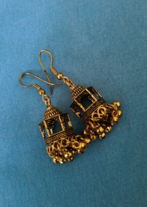 Jhumka Pairings