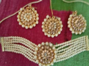 Choker Set