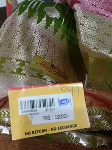 Elegant Red &amp; Olive Saree