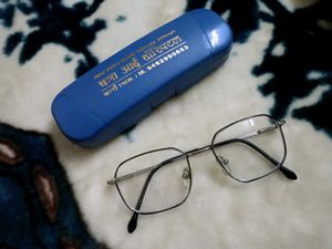 Spectacles (Metal Frame)