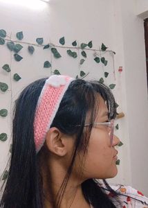 2 Pink Knitted Headband🩷🤍