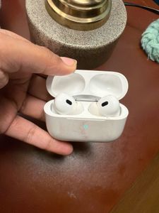 Apple AirPods Pro 2