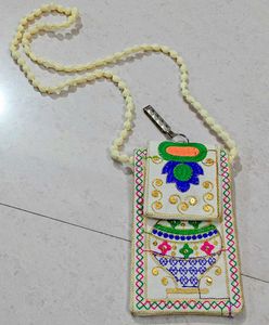 mobile pouch for women