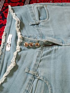 Eleven Skiny Jean