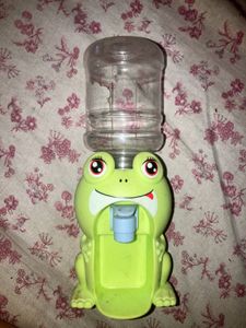 Cute Frog Water Dispenser