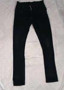 Skinny Black Jeans