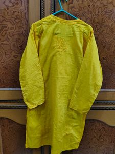 Lucknowi Chikankari Kurti