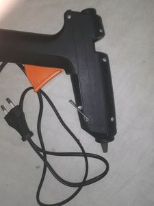 Glue Gun With 1 Stick