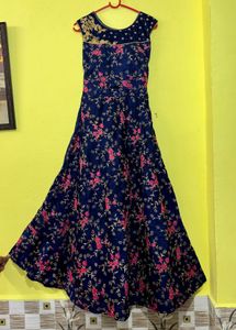 Beautiful ethnic long gown 💜