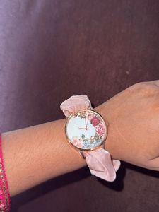🌸Floral Scrunchie Watch🌸