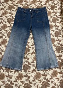 Trendy High-Waisted Flared Jeans
