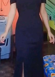 Elegant Black Off-Shoulder Maxi Dress