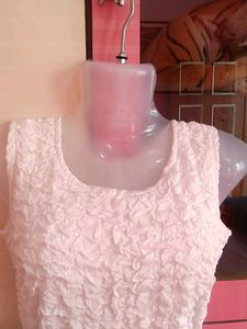 👸White Textured Party Dress