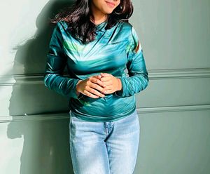 Green Abstract Print Long Sleeve Top