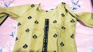 Kurta Set With Dupatta