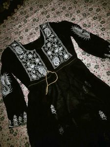 Black Embroided Chikankari Kurti