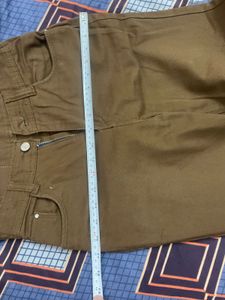 Brown Straight Leg Jeans 👖 💫