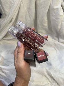 HUDA BEAUTY GLOSS