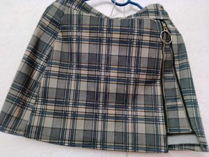 Plaid Mini Skirt with Zipper Detail