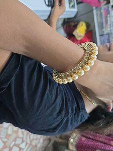 Pearl &amp; Gold Bangle Set