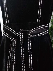 Elegant Black Dress