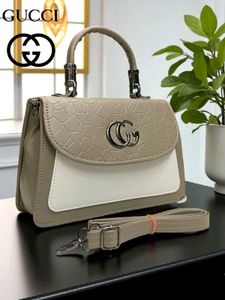 New Arrival Gucci Handbag + Slingbag