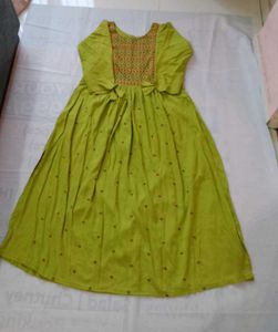 Nayra Cut Kurti