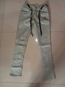 Trendy Embellished Jeans for women