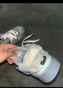 Adidas Sneakers