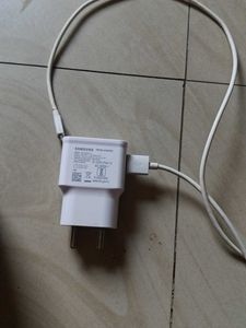 Samsung Charger with cable