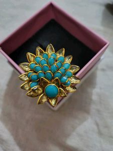Flower Ring Heavy Look