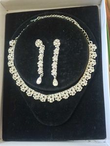 Rhinestone Necklace &amp; Earring Set