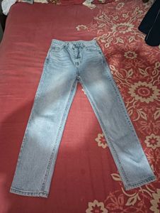 Straight Fit Jeans For Women Best Quality.Not Used