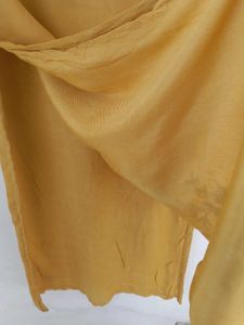 Hand Floral Embroidered Kurta pant set .