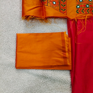 saree with blouse piece