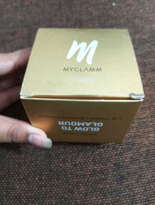 Myglamm Compact