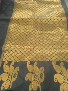 Back &amp;golden Pattusaree With Pri Cut Blouse