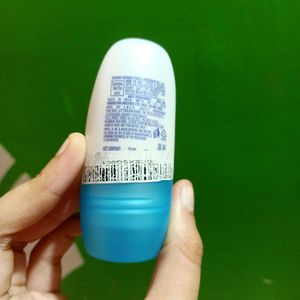 Staze 9 To 5 Lipstick+ Rexona Roll On