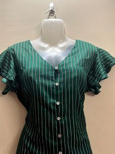 Beautiful Green Classic Top❤️