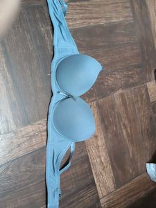 Like New pushup underwired Soft fabric Bra