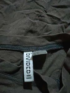 H&amp;M Gray &#39;Love&#39; Graphic Tee